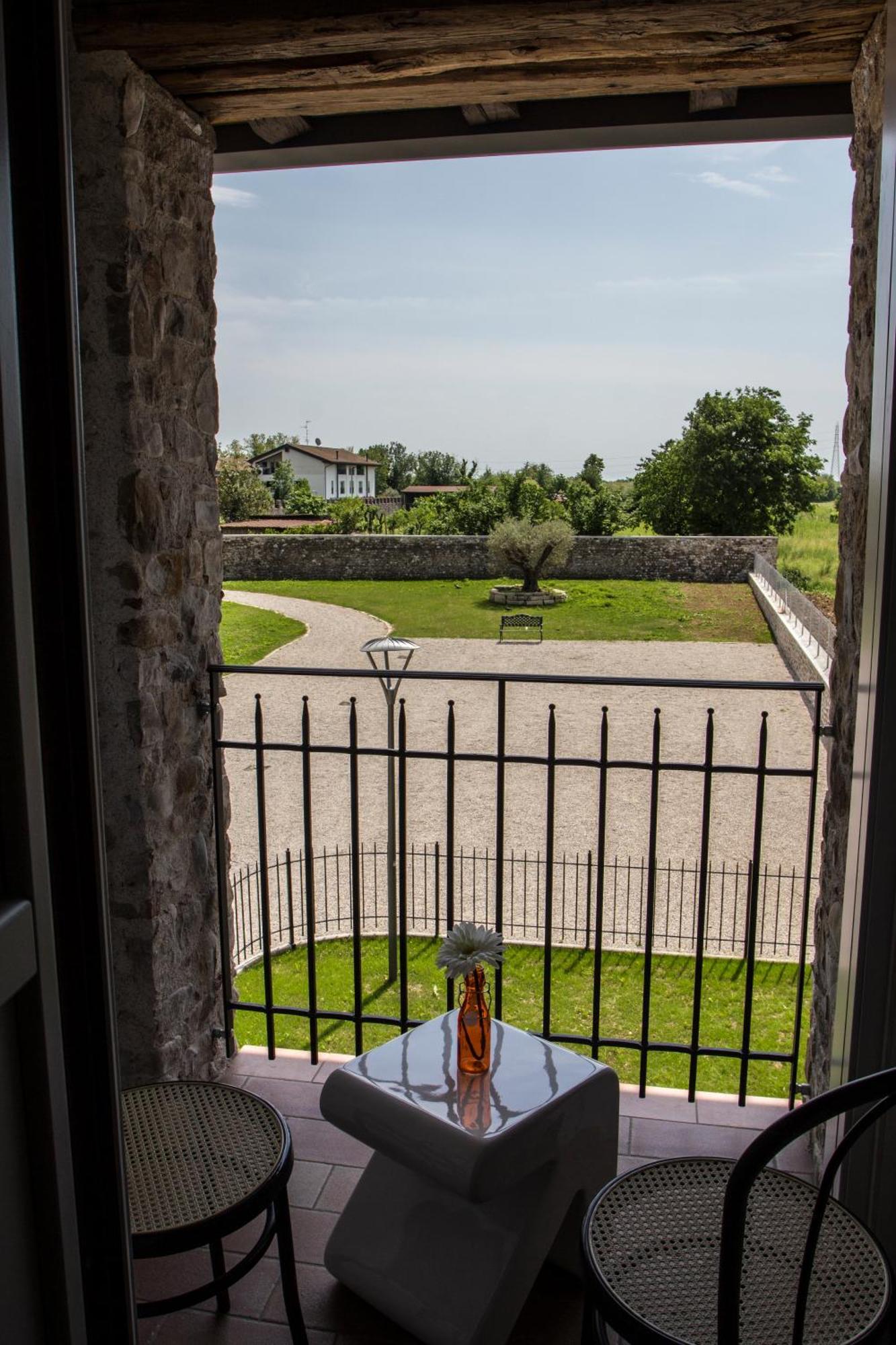 Al Sa di Te Bed & Breakfast Udine Bagian luar foto